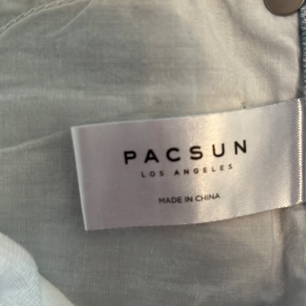 NWT PacSun Distressed Freeze Pop Mom Jeans - Picture 12 of 13